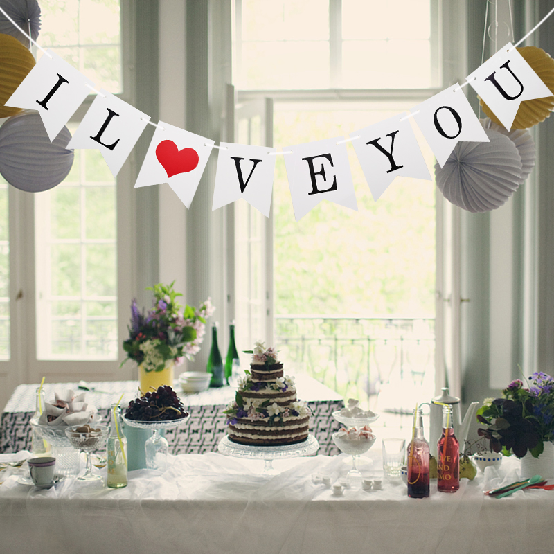 Wedding Marry Me Love Bunting  - đánh giá và giá Wedding Supply Rentals